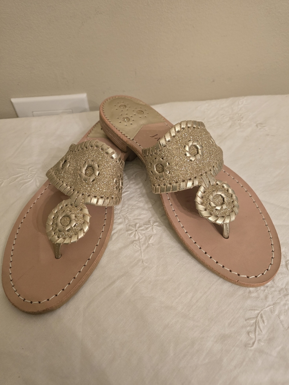 Jack Rogers 'Sparkle' Flat Sandals featuring  Gold Glitter- New Without Tags 7.5